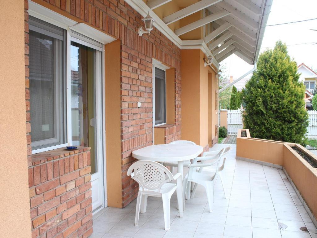 Tulipan Vendeghaz Apartment Hajduszoboszlo Exterior photo